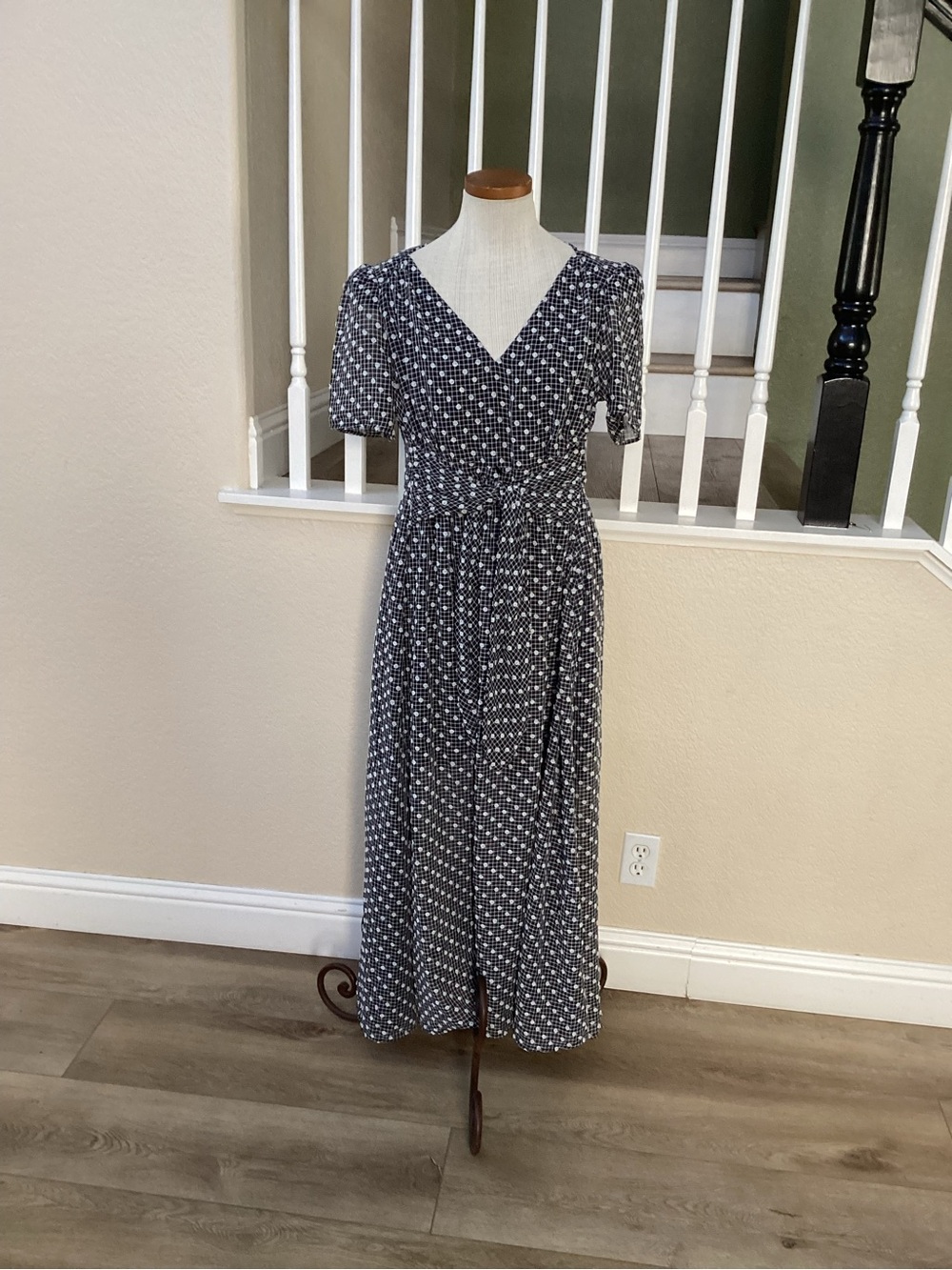 Calvin Klein Women’s black  Polka Dot V-Neck Maxi Dress (14)